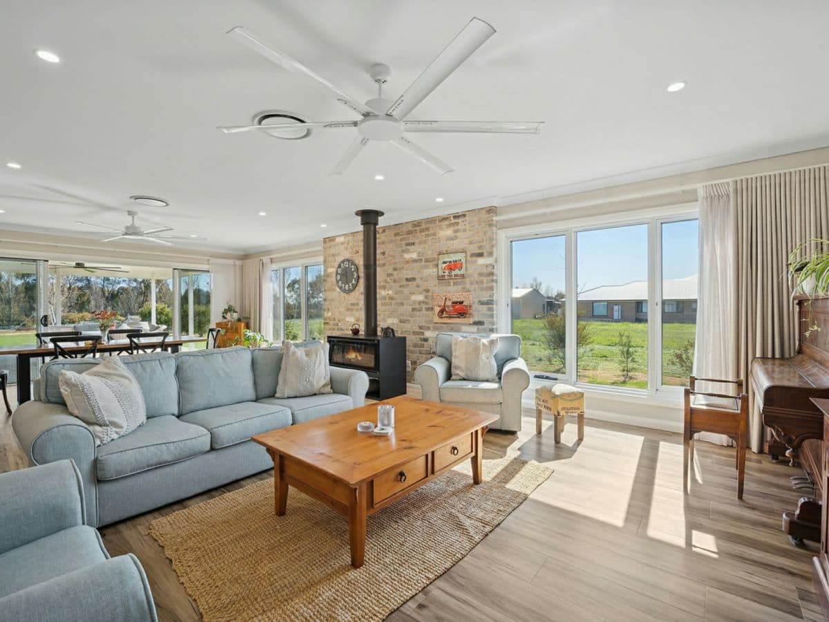 3 Harvey Street, MUDGEE, Mudgee - Thumbnail 2
