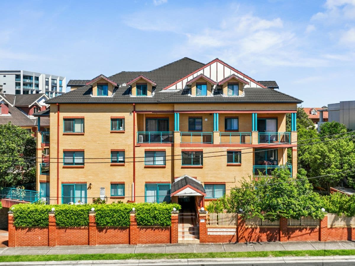 3/15-17 Carilla Street, BURWOOD, Burwood - Thumbnail 3