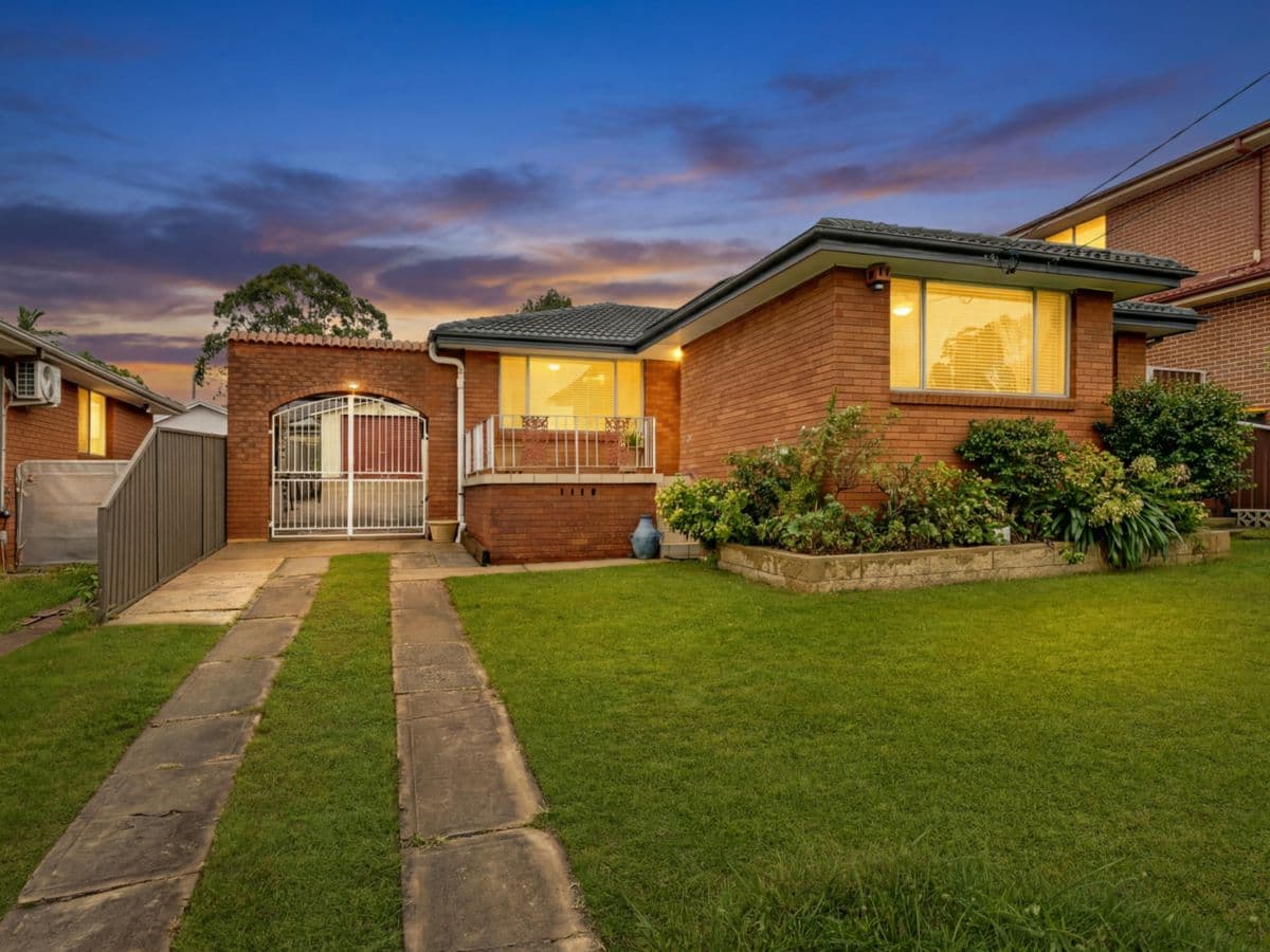 121 Mississippi Road, SEVEN HILLS, Seven Hills - Thumbnail 2