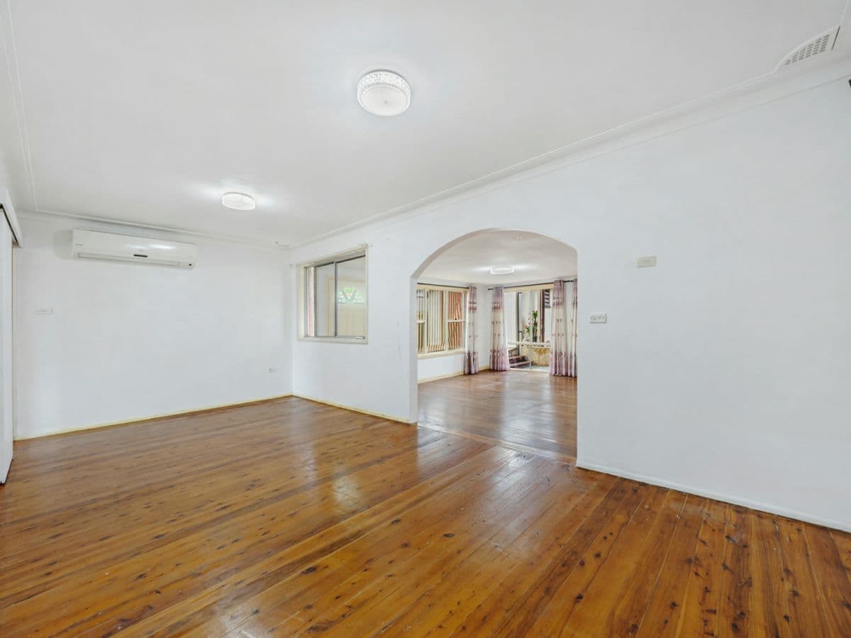 121 Mississippi Road, SEVEN HILLS, Seven Hills - Thumbnail 3