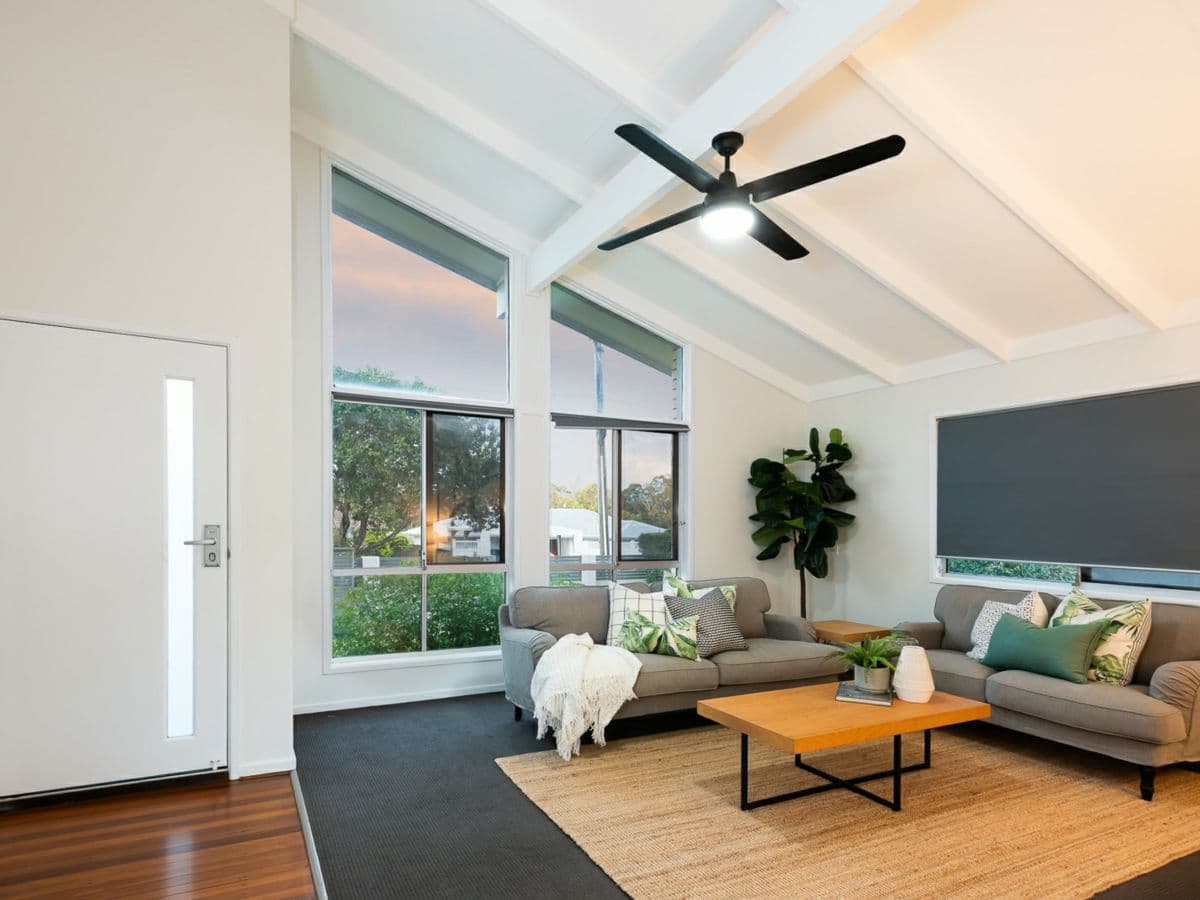 12 Mitchell Avenue, MOLENDINAR, Molendinar - Thumbnail 2