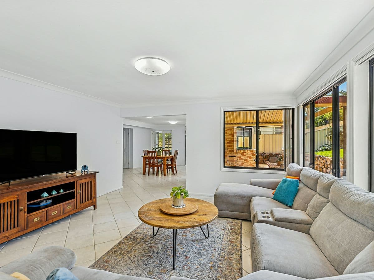 32 Meadow Road, SPRINGFIELD, Springfield - Image 1