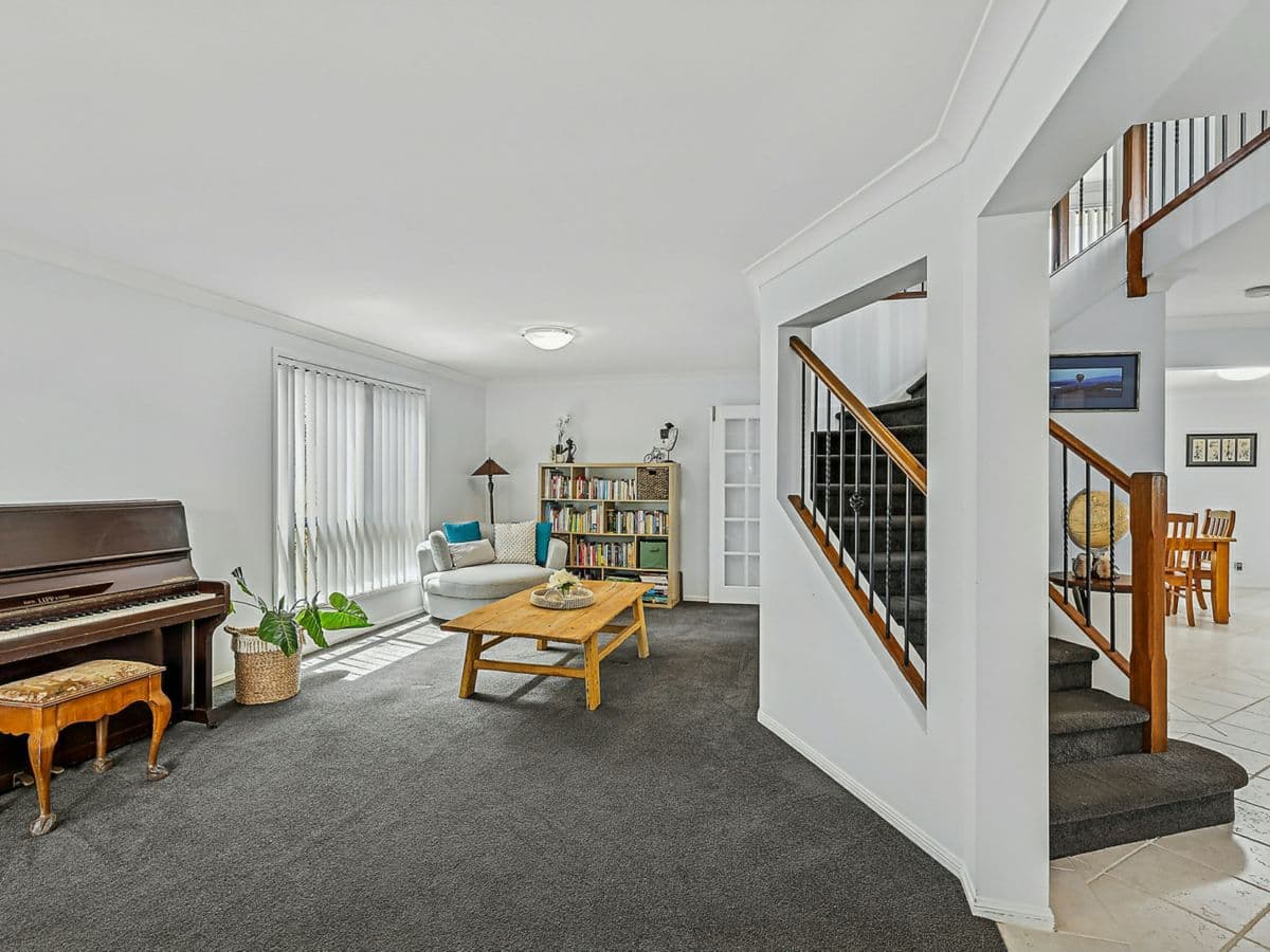 32 Meadow Road, SPRINGFIELD, Springfield - Thumbnail 4