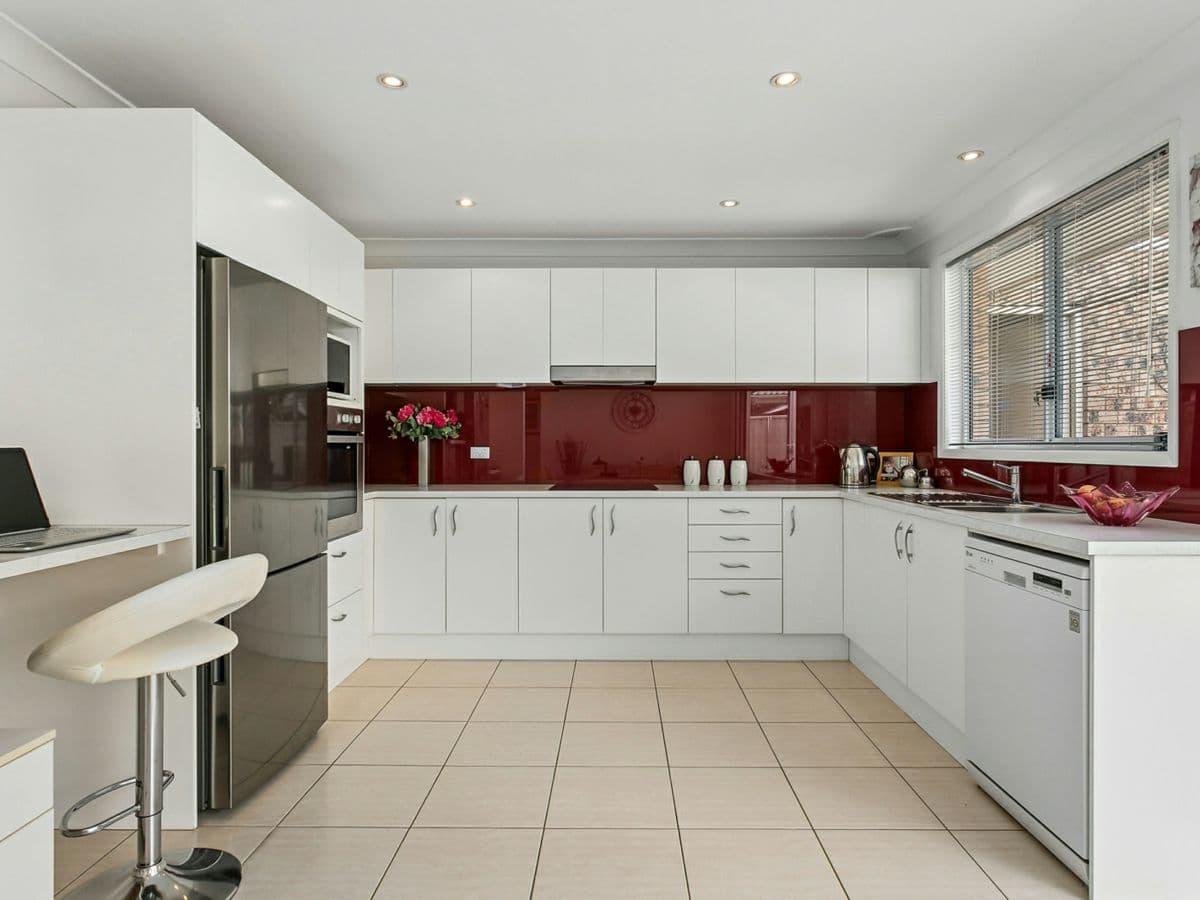 50 Brooke Street, YARRAWARRAH, Yarrawarrah - Thumbnail 2