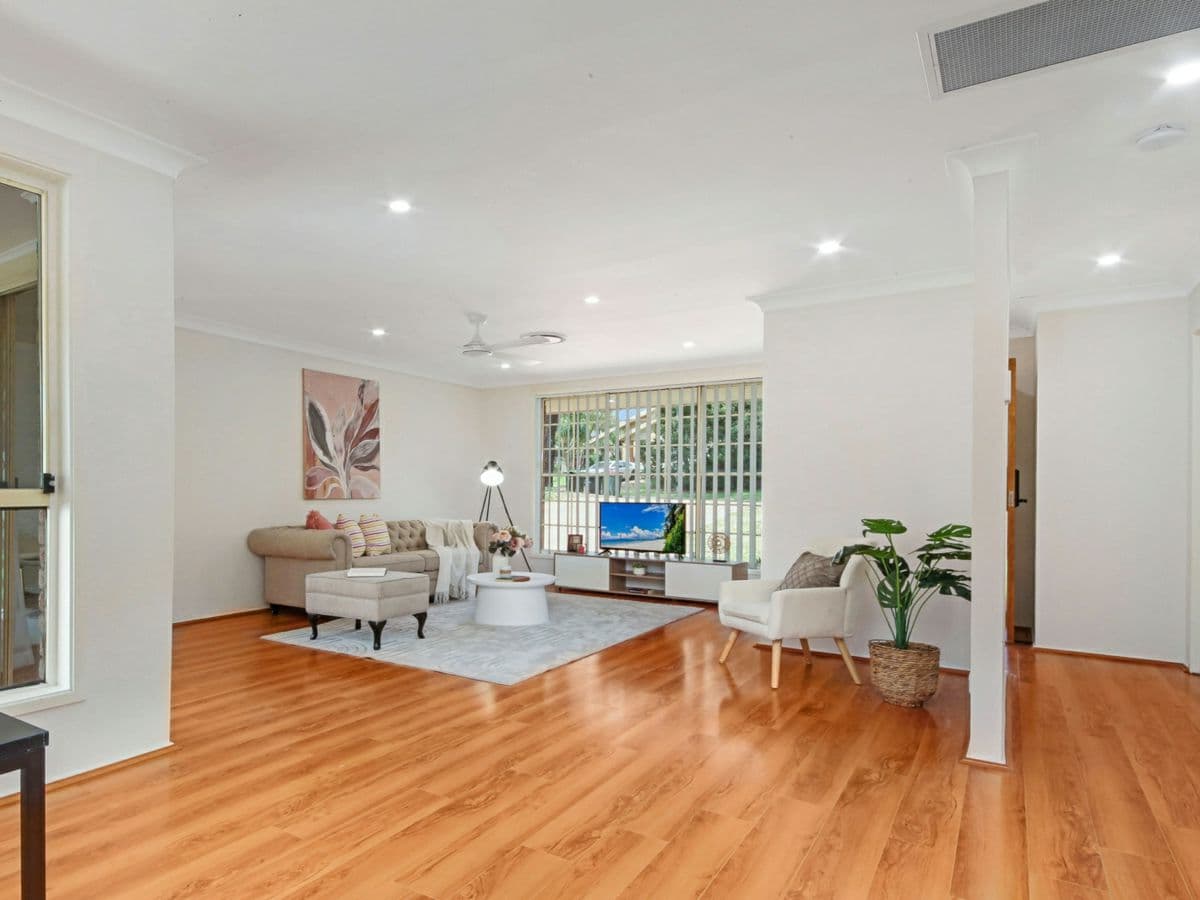 7 Erna Place, QUAKERS HILL, Quakers Hill - Thumbnail 3