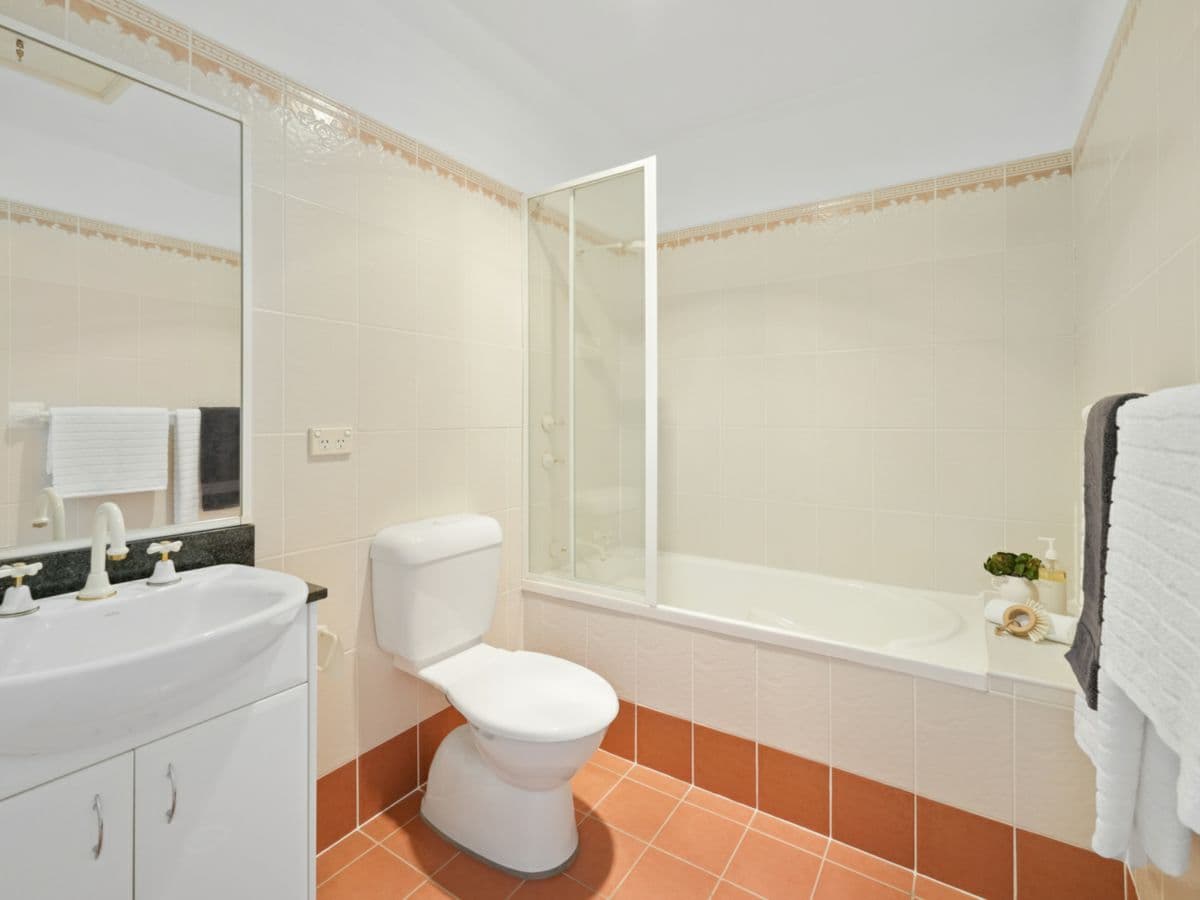 2/11 Trelawney Street, EASTWOOD, Eastwood - Thumbnail 6