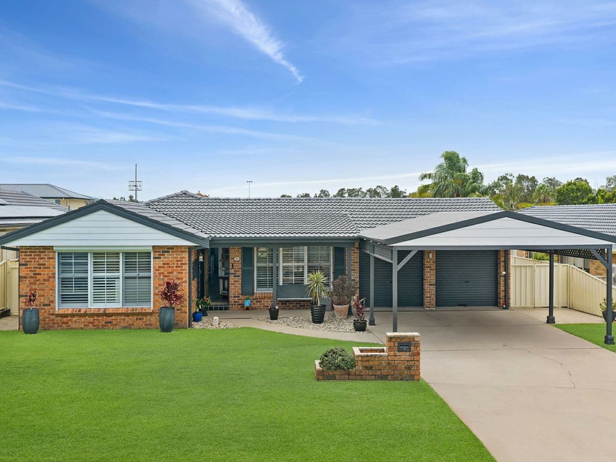 9 Supply Close, BATEAU BAY, Bateau Bay - Image 1