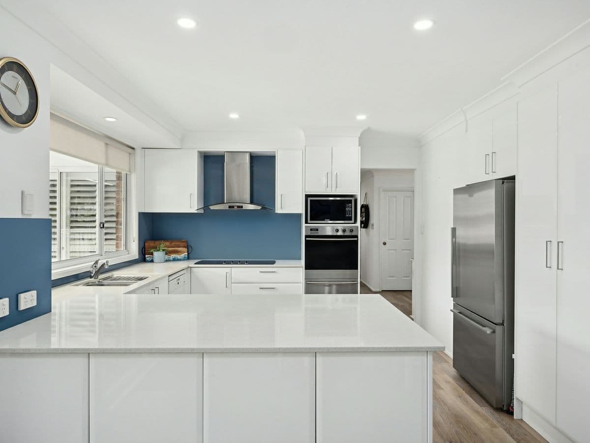 9 Supply Close, BATEAU BAY, Bateau Bay - Thumbnail 2