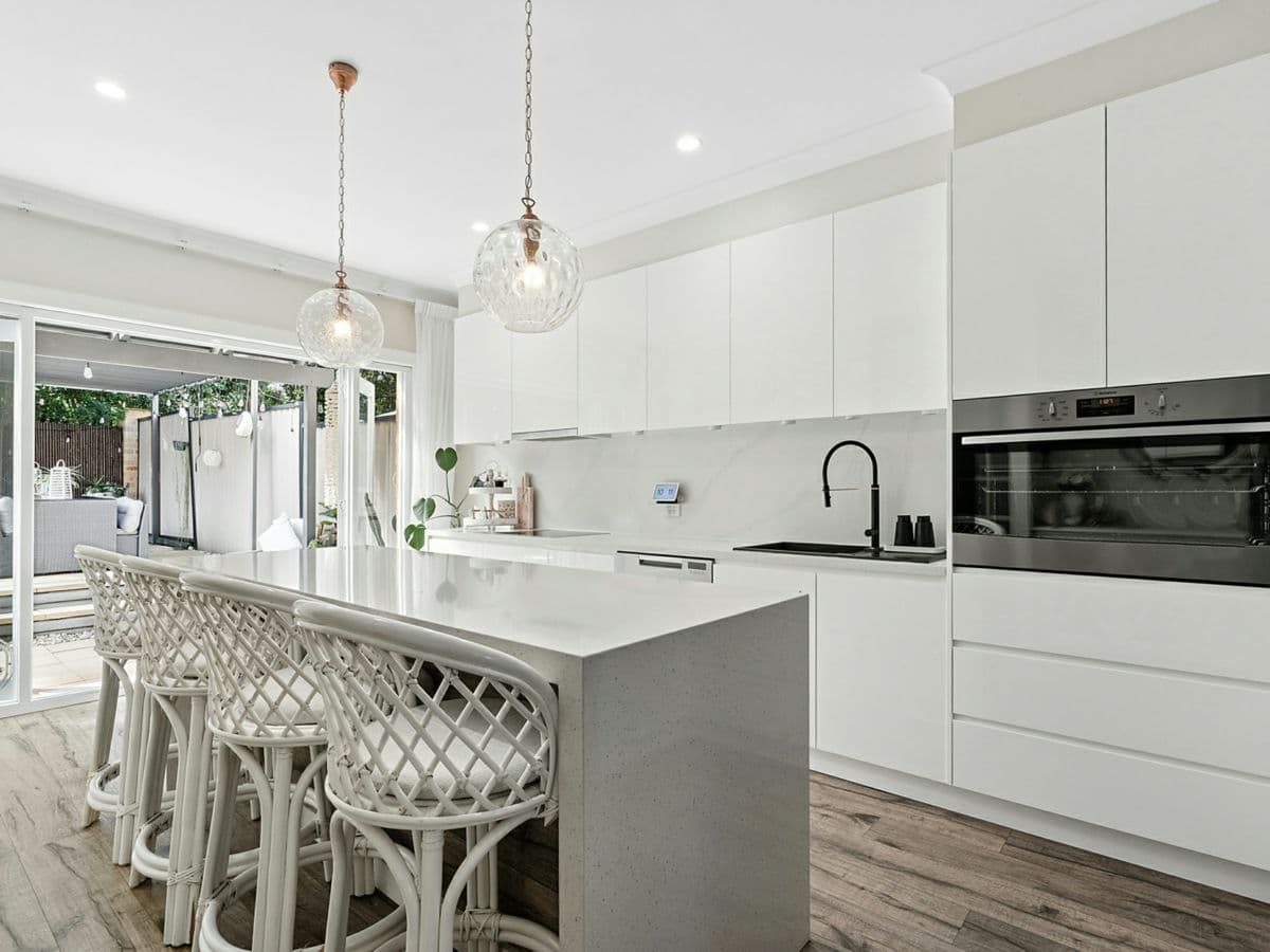 2/127-129 Cooriengah Heights Road, ENGADINE, Engadine - Thumbnail 2