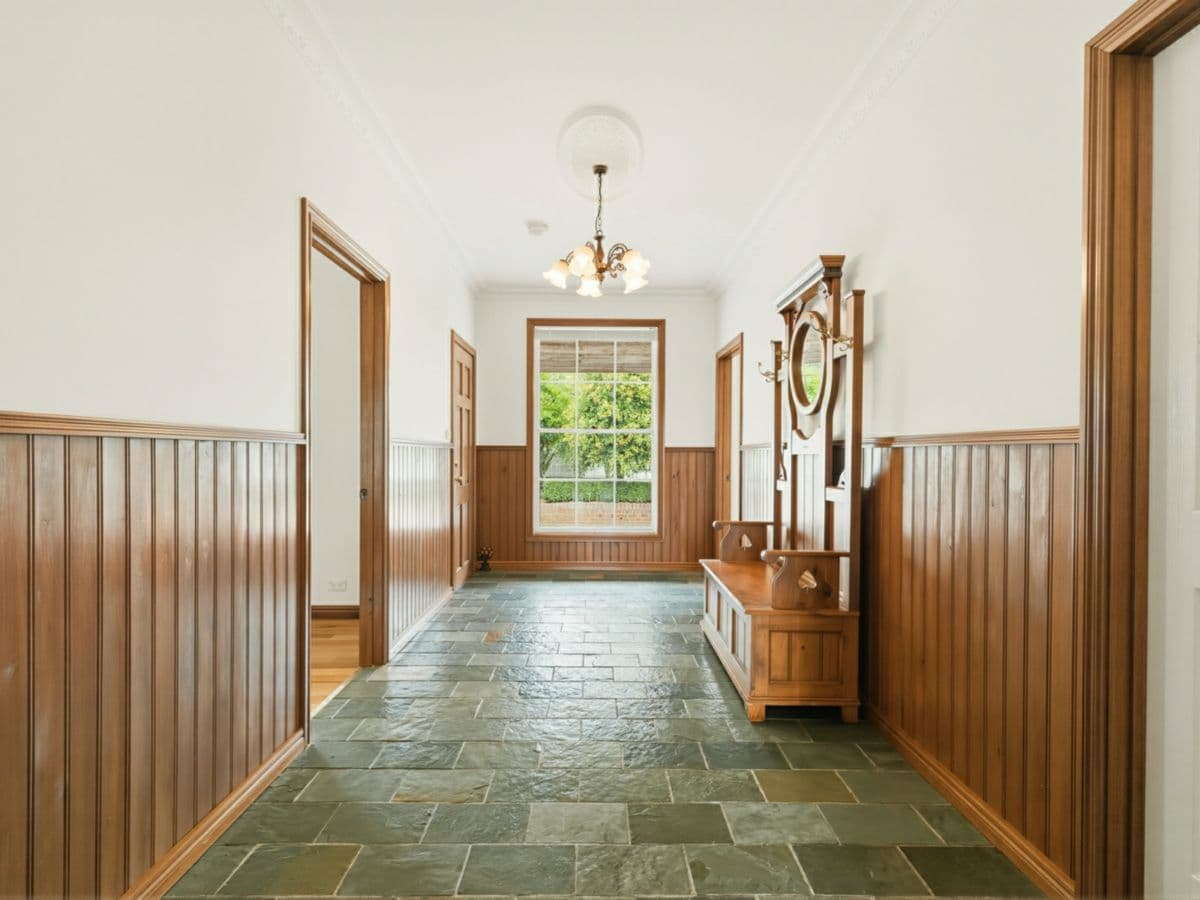 2 Lyndhurst Court, LANGWARRIN, Langwarrin - Thumbnail 3