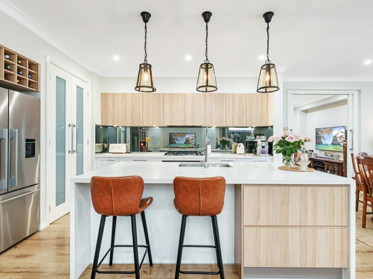 106 Poulton Terrace, CAMPBELLTOWN, Campbelltown - Thumbnail 4