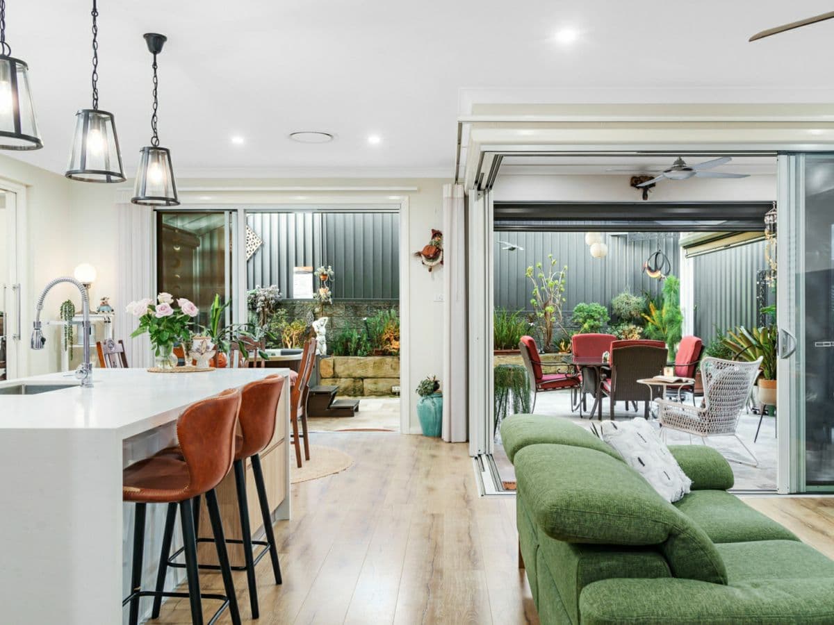 106 Poulton Terrace, CAMPBELLTOWN, Campbelltown - Thumbnail 6