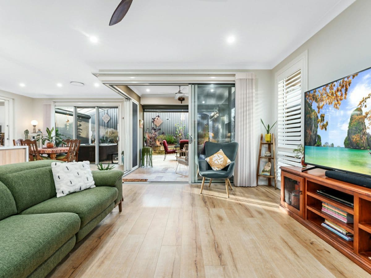 106 Poulton Terrace, CAMPBELLTOWN, Campbelltown - Thumbnail 7