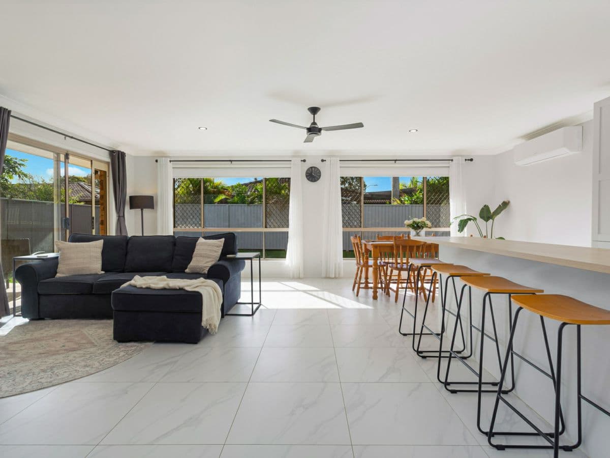 282 Nineteenth Avenue, ELANORA, Elanora - Thumbnail 2