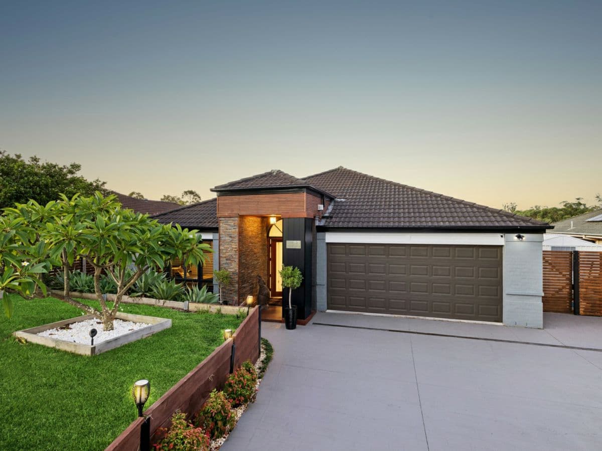 16 Woko Street, WOONGARRAH, Woongarrah - Image 1