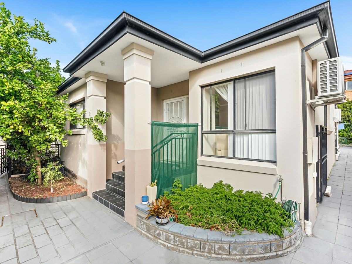 2/43 Junction Road, BEVERLY HILLS, Beverly Hills - Image 1