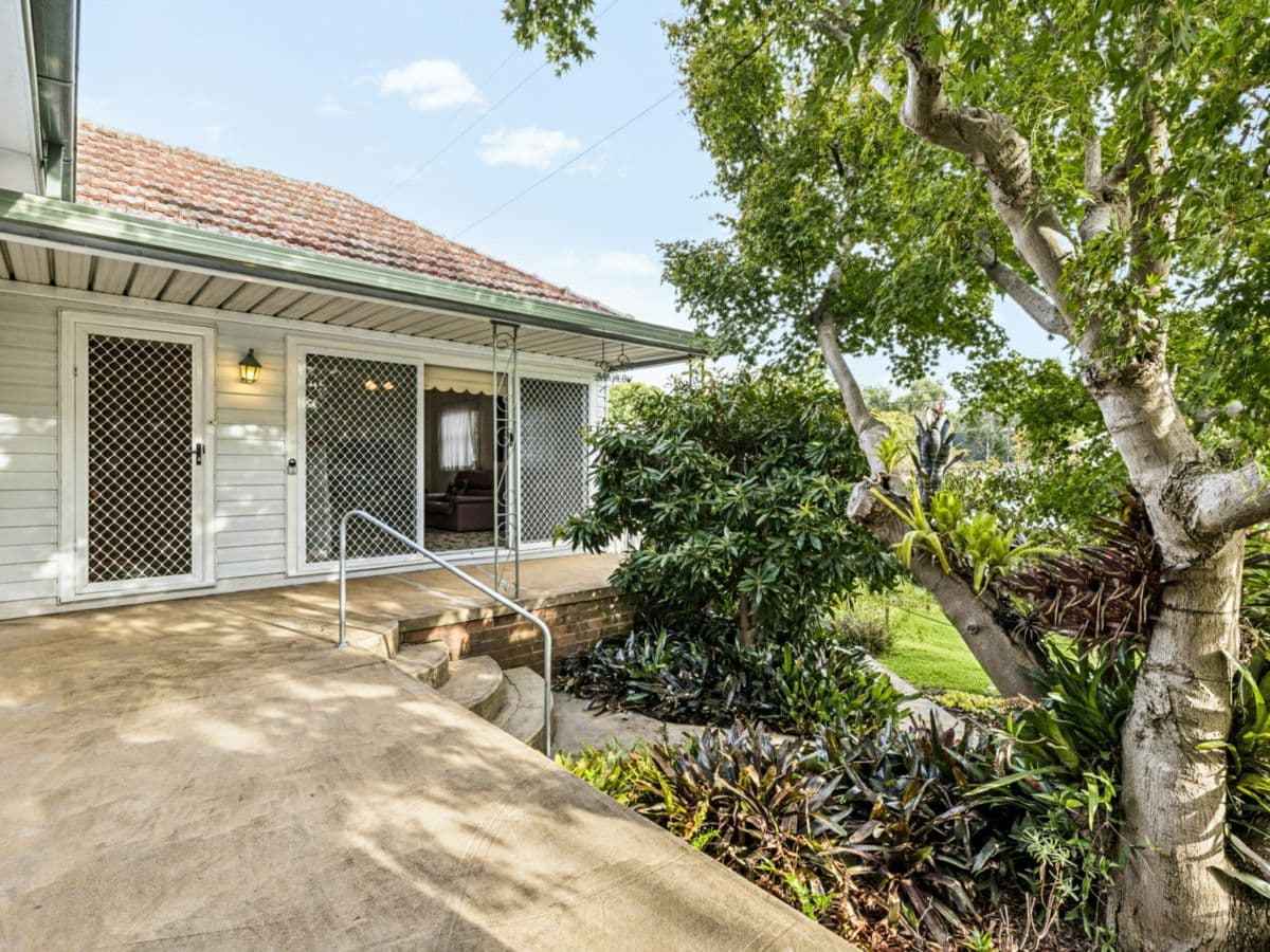 68 Queen Street, REVESBY, Revesby - Thumbnail 3