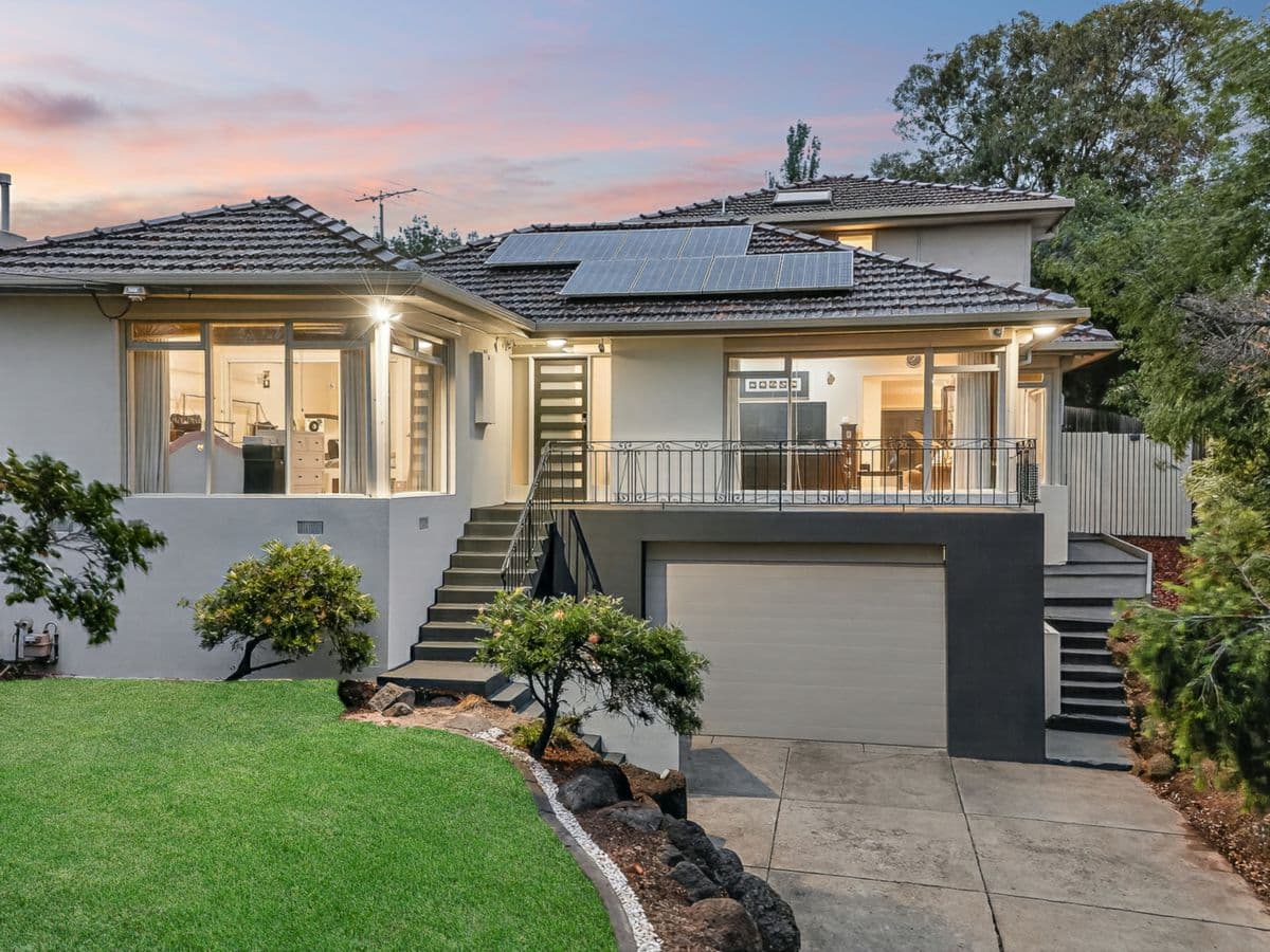 18 Clauscen Street, TEMPLESTOWE LOWER, Templestowe Lower - Image 1