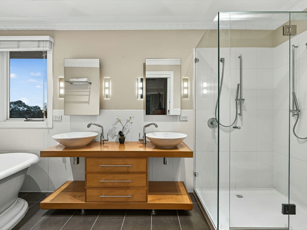 18 Clauscen Street, TEMPLESTOWE LOWER, Templestowe Lower - Thumbnail 8