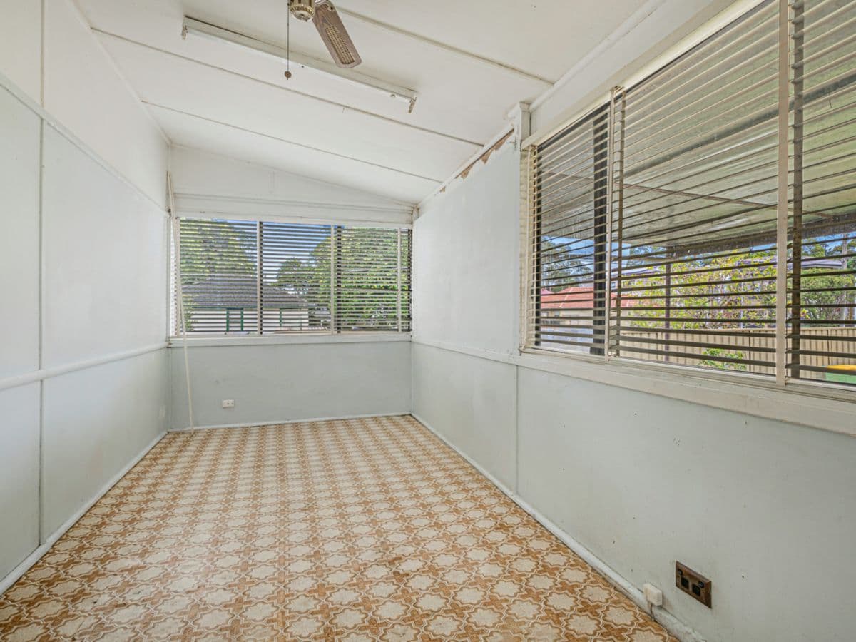63 Pendle Way, PENDLE HILL, Pendle Hill - Thumbnail 6