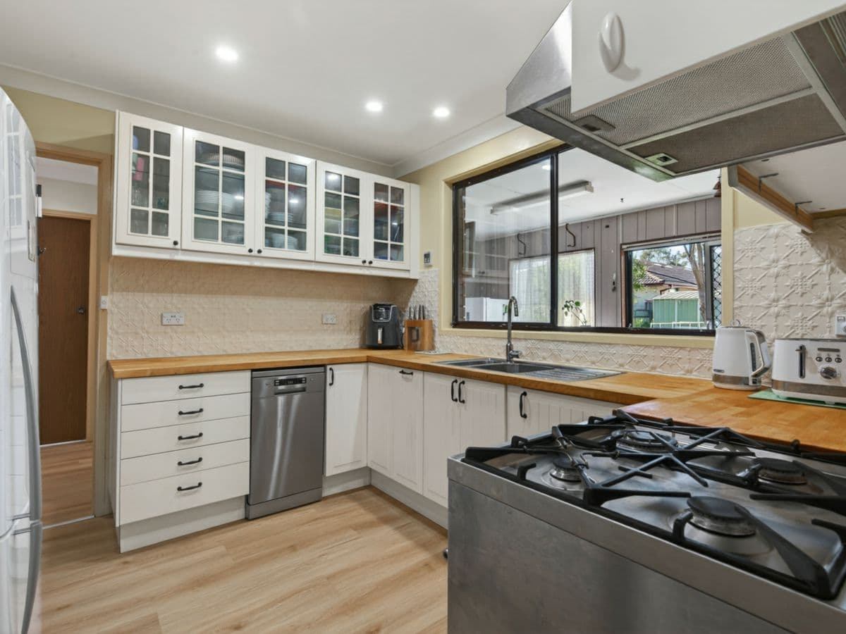 9 Raphael Place, OLD TOONGABBIE, Old Toongabbie - Thumbnail 2