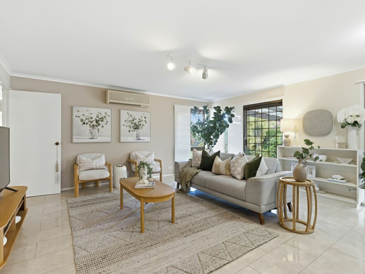 11A McCallum Street, CARSELDINE, Carseldine - Thumbnail 6