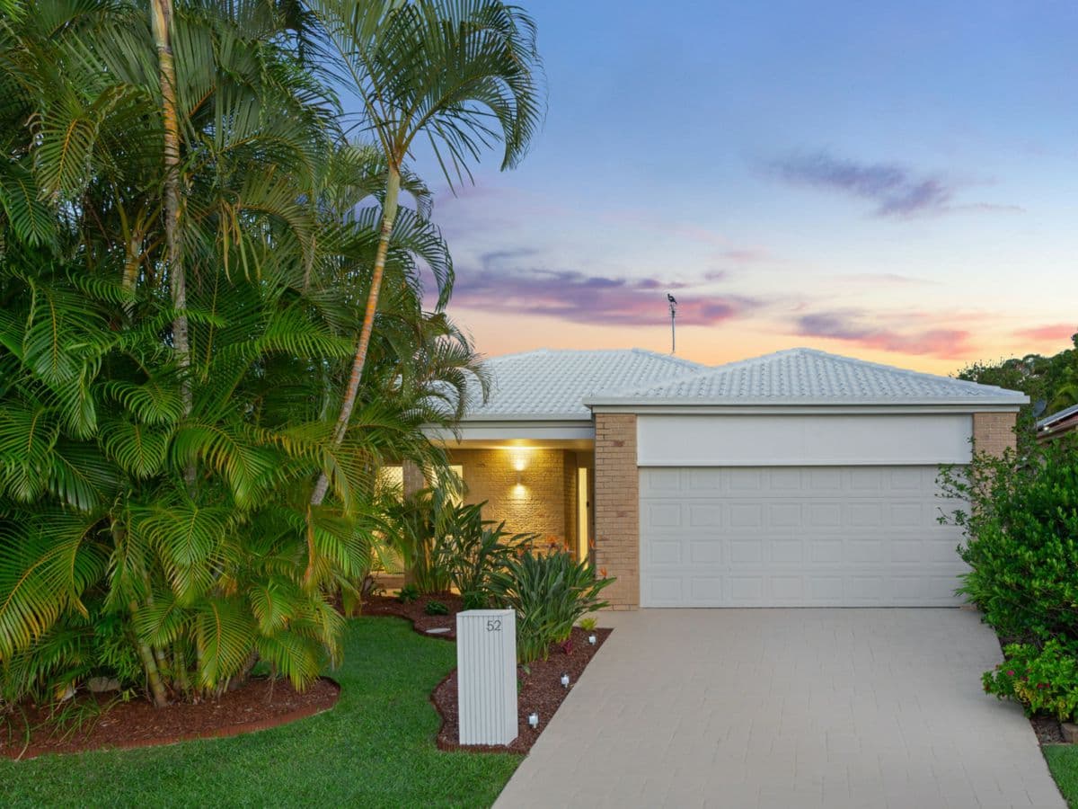 52 Silver Glade Drive, ELANORA, Elanora - Image 1