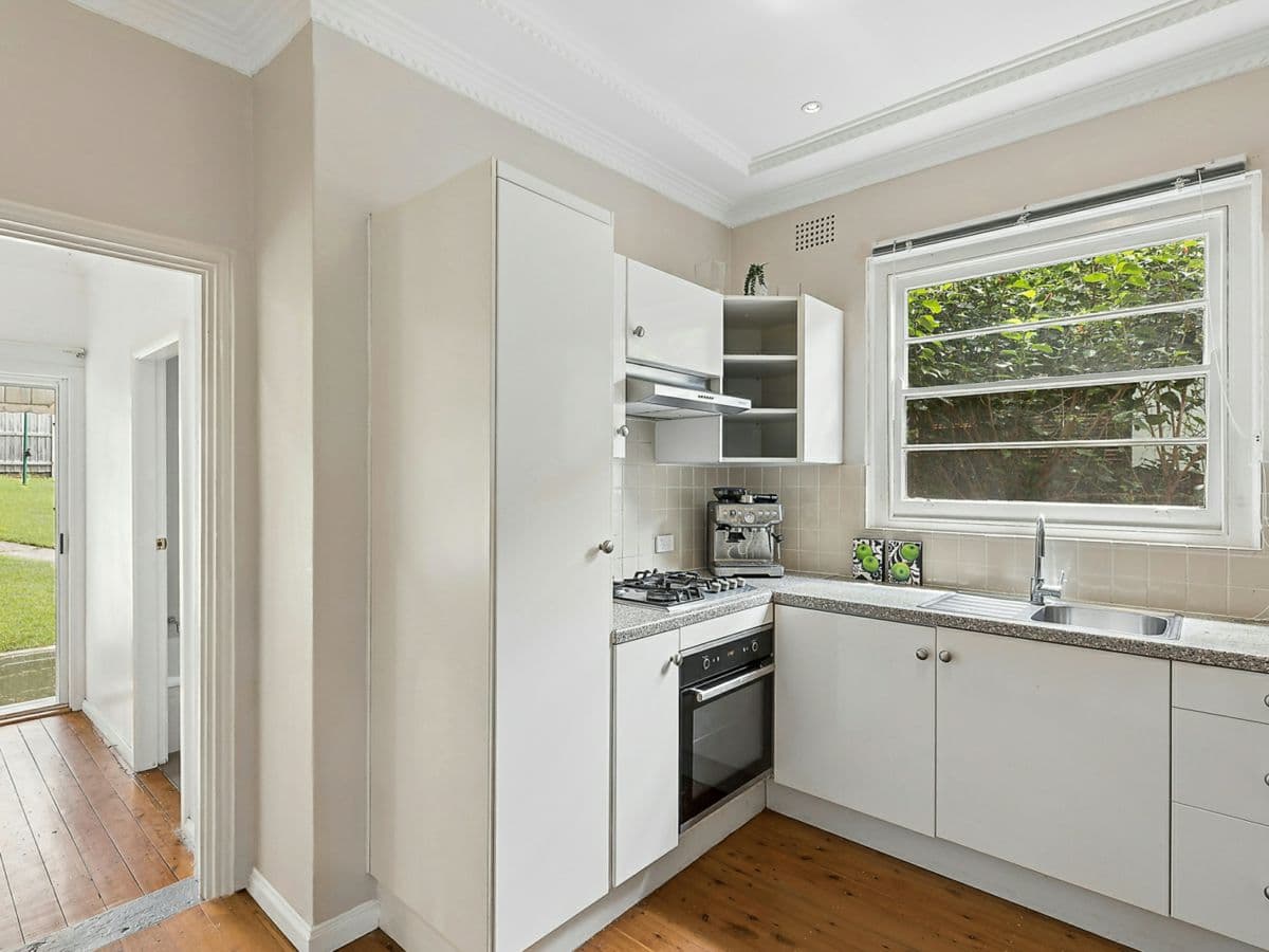 76 Albany Street, POINT FREDERICK, Point Frederick - Thumbnail 3