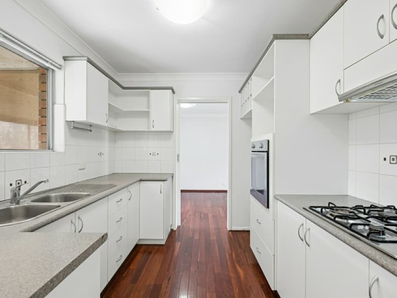 11 Elvington Way, Thornlie, Thornlie - Image 1