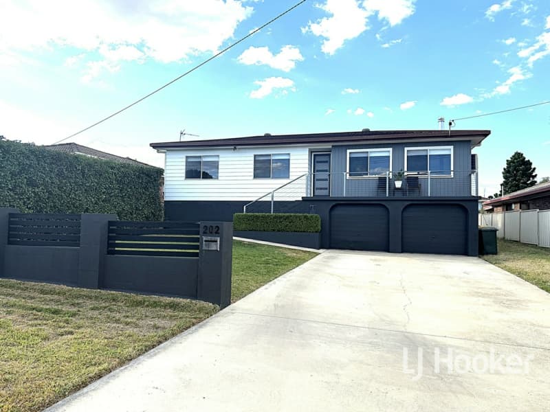 202 Glen Innes Road, Inverell, Inverell - Image 1