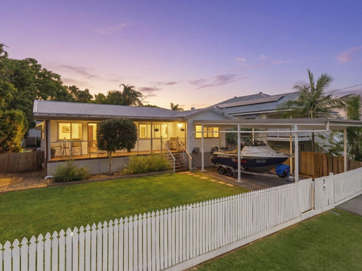 33 Windrest Avenue, ASPLEY, Aspley - Image 1