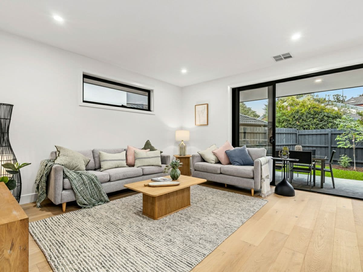 9 Barter Crescent, FOREST HILL, Forest Hill - Thumbnail 2