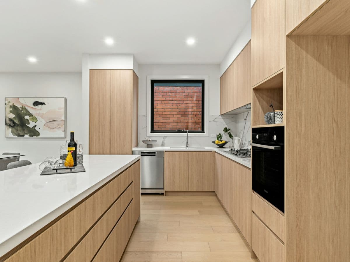 9 Barter Crescent, FOREST HILL, Forest Hill - Thumbnail 4