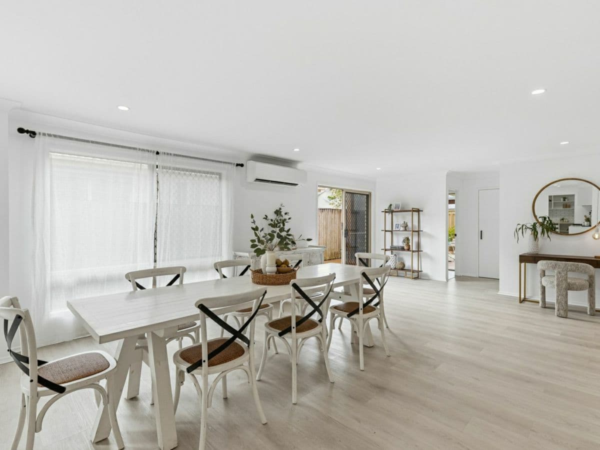 2 Freeman Place, BRACKEN RIDGE, Bracken Ridge - Thumbnail 5