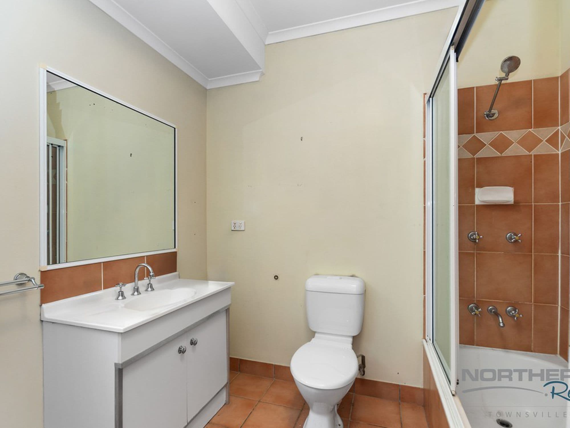 2 / 5A Church Street, West End, West End - Thumbnail 3
