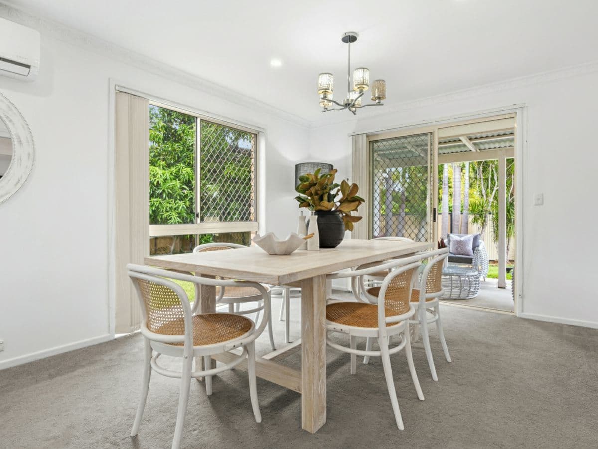72 Englefield Road, OXLEY, Oxley - Thumbnail 5