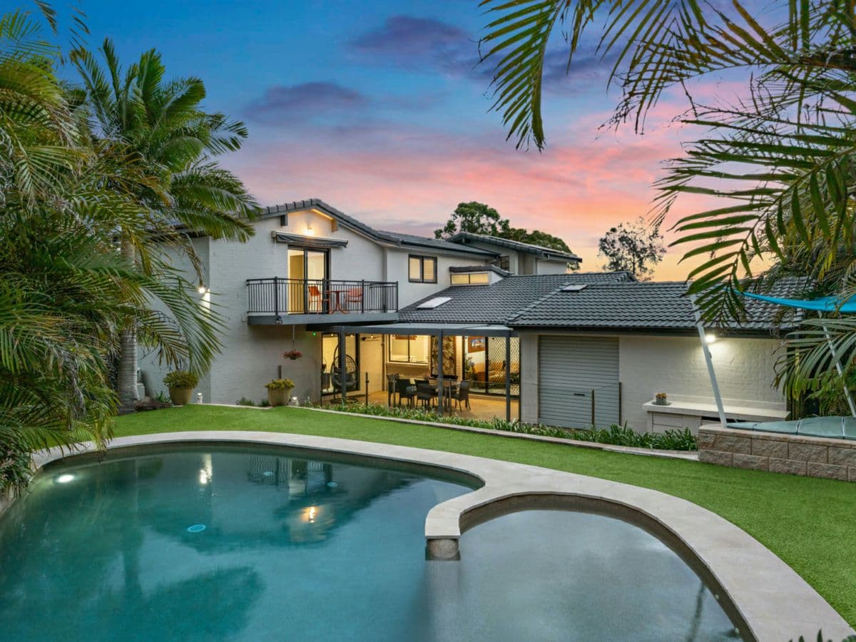 12 Parklands Close, BATEAU BAY, Bateau Bay - Image 1