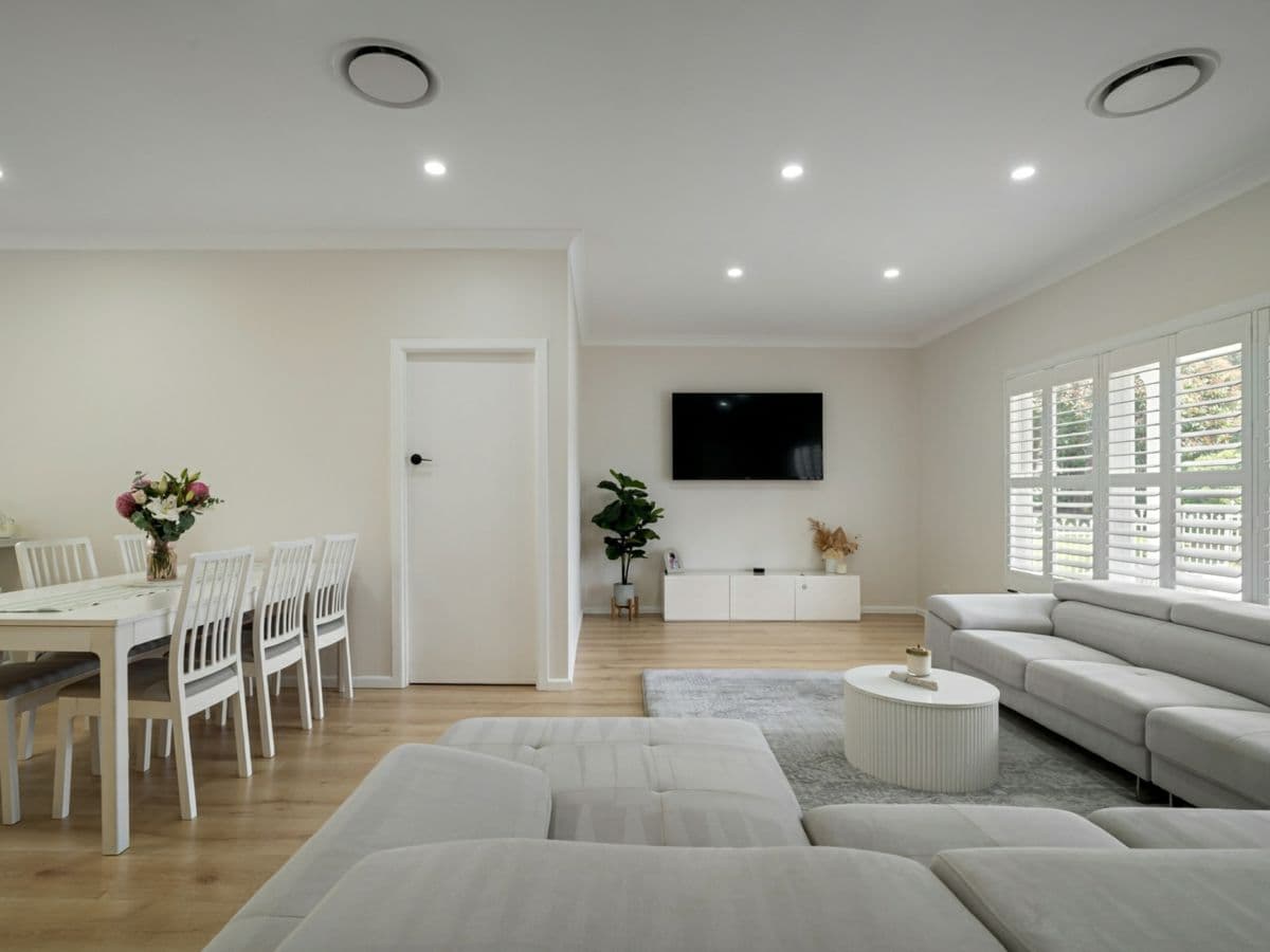 5 Beale Crescent, PEAKHURST, Peakhurst - Thumbnail 2