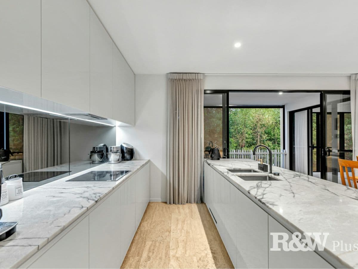 18/2 Brushbox Court, CHAPEL HILL, Chapel Hill - Thumbnail 4