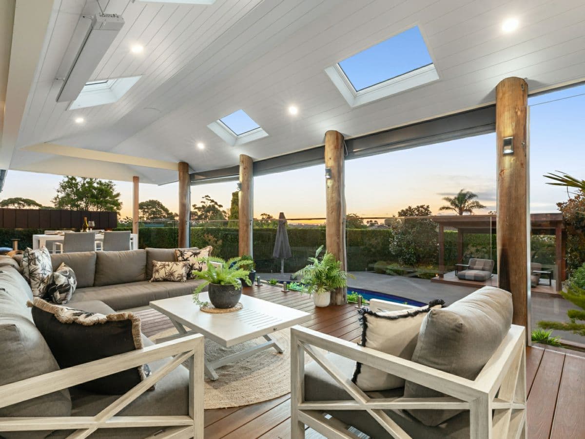 2 The Crest, LANGWARRIN, Langwarrin - Thumbnail 2