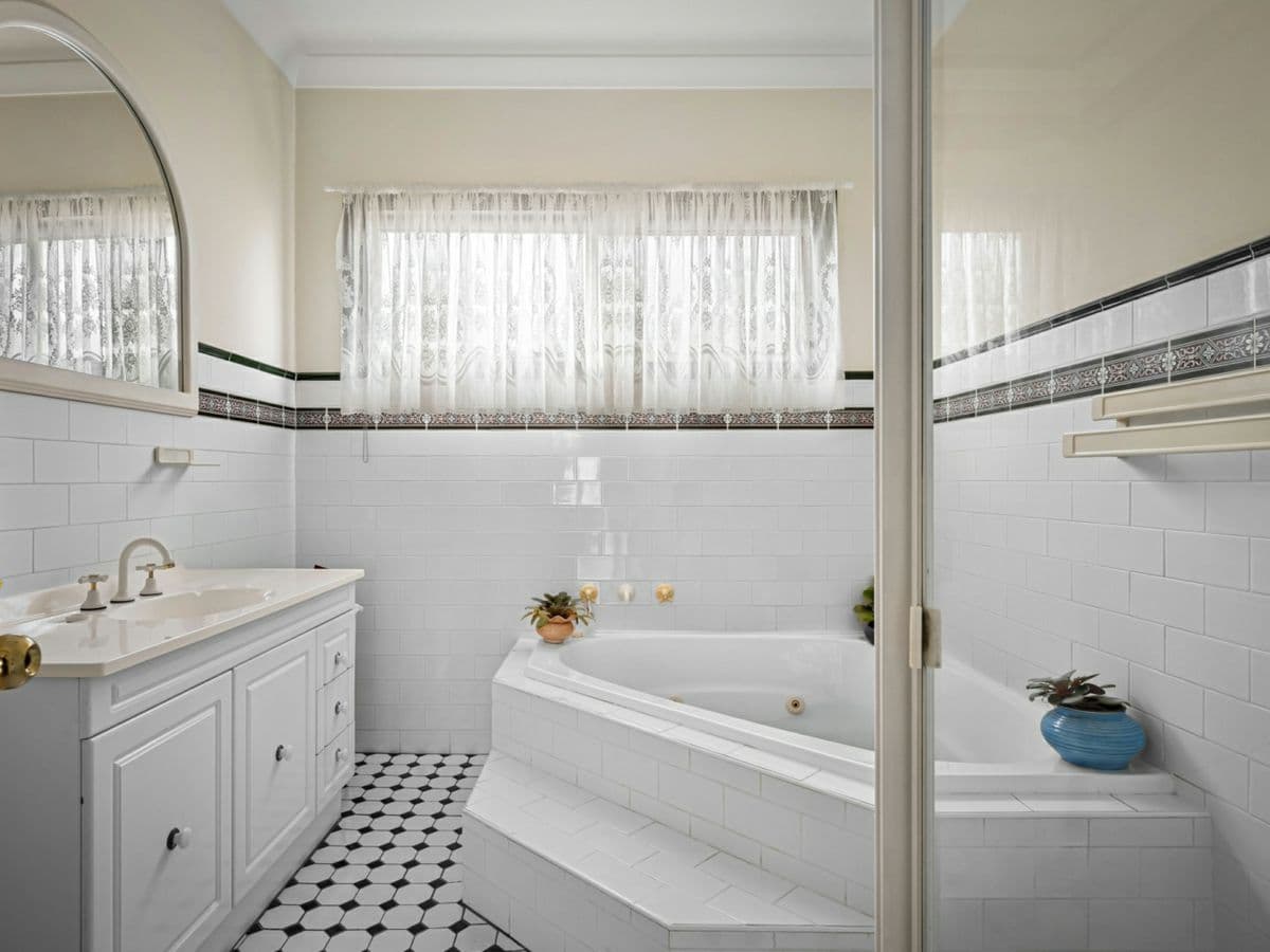 6 Evans Street, SANS SOUCI, Sans Souci - Thumbnail 6