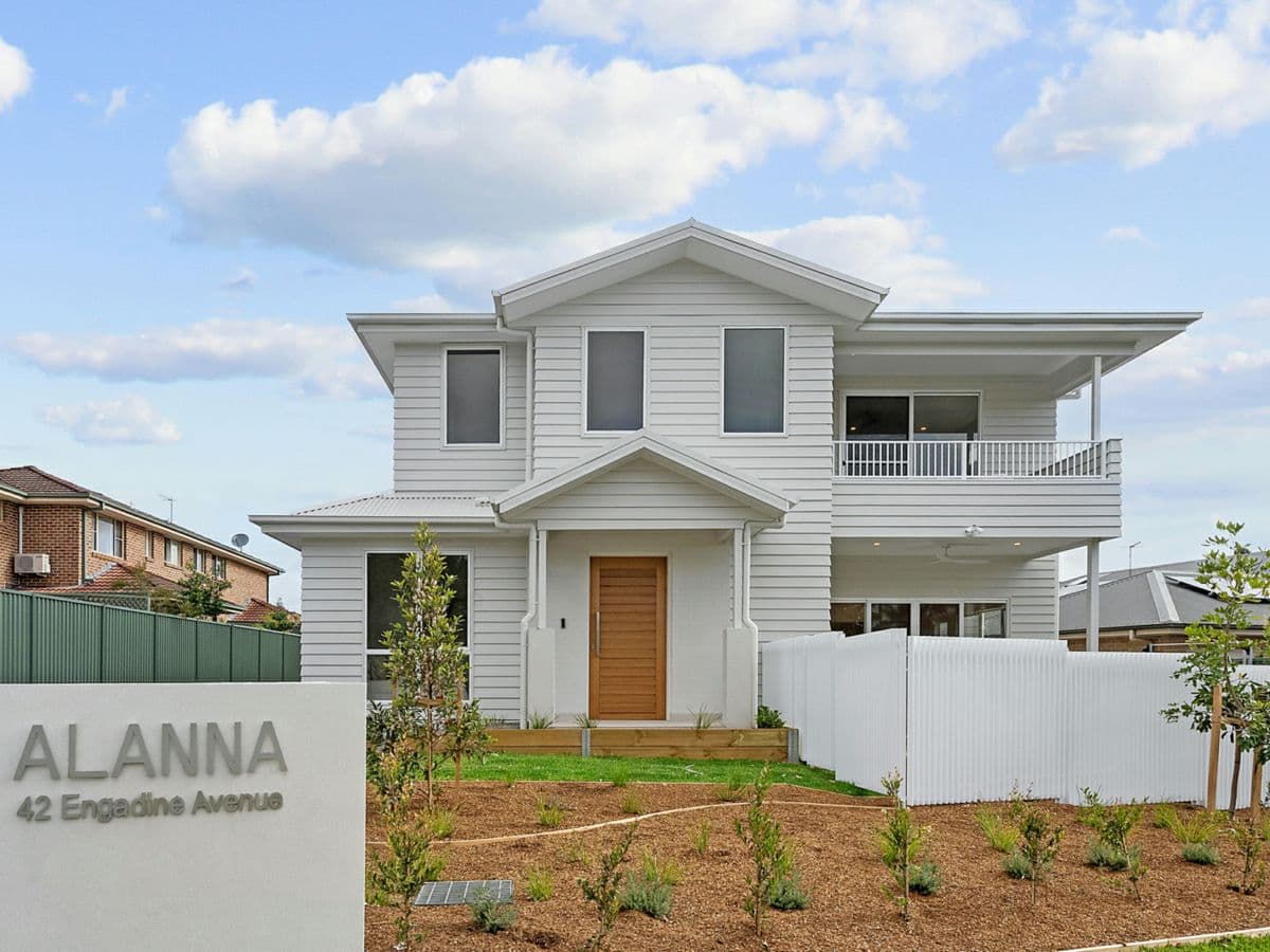 1/42 Engadine Avenue, ENGADINE, Engadine - Image 1