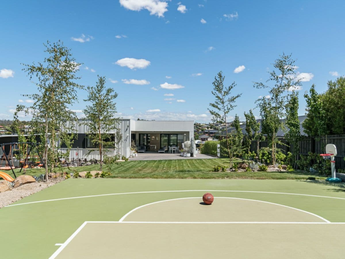8 Whymper Court, PROSPECT VALE, Prospect Vale - Image 1