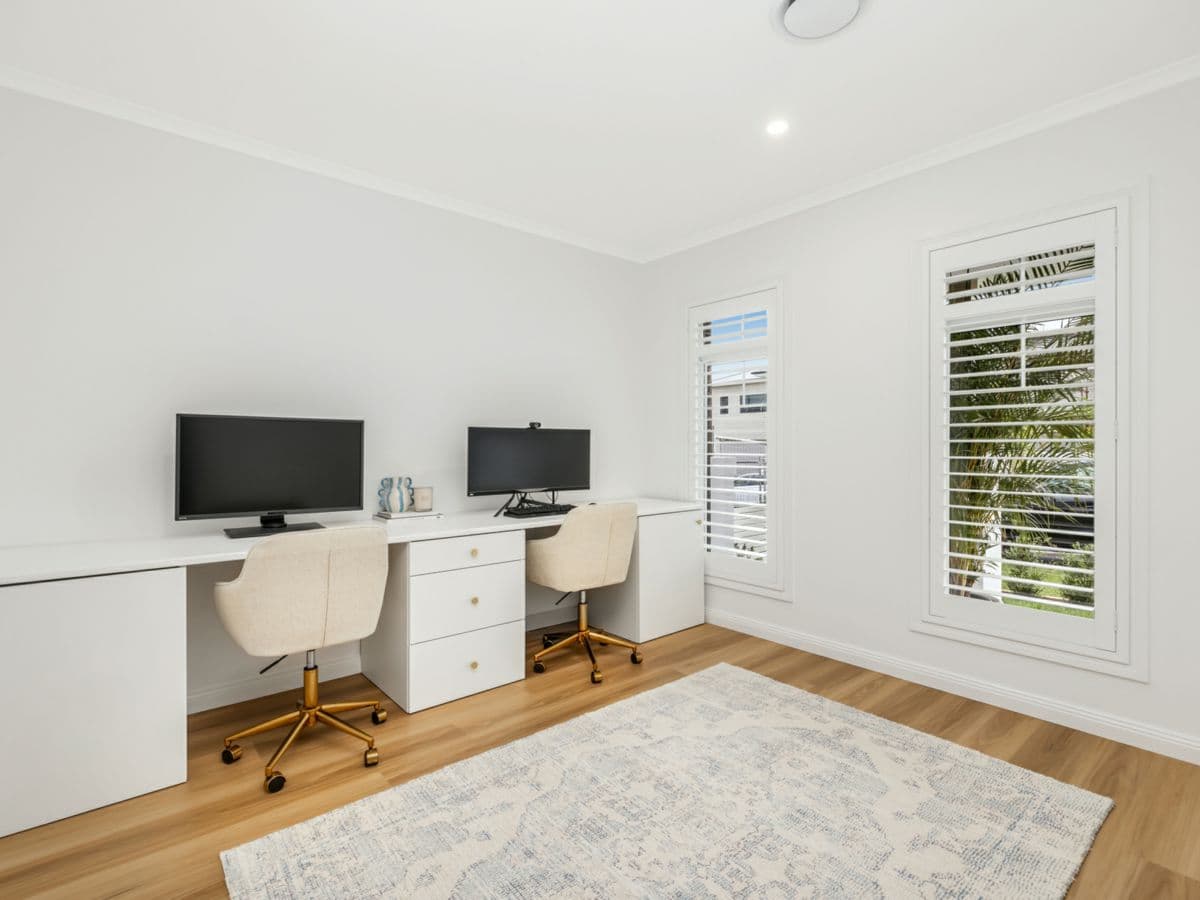 46 Kingston Avenue, BOX HILL, Box Hill - Thumbnail 2