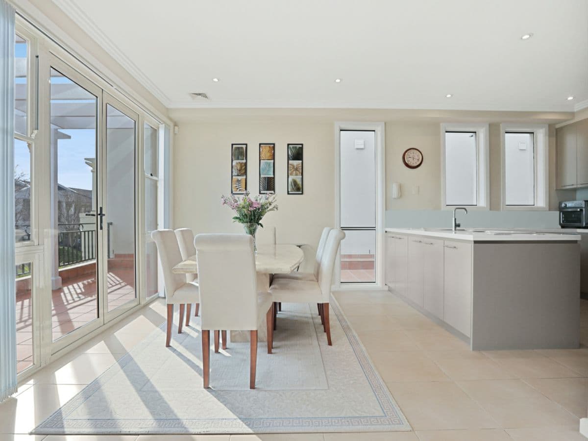 102 Linden Way, BELLA VISTA, Bella Vista - Thumbnail 5