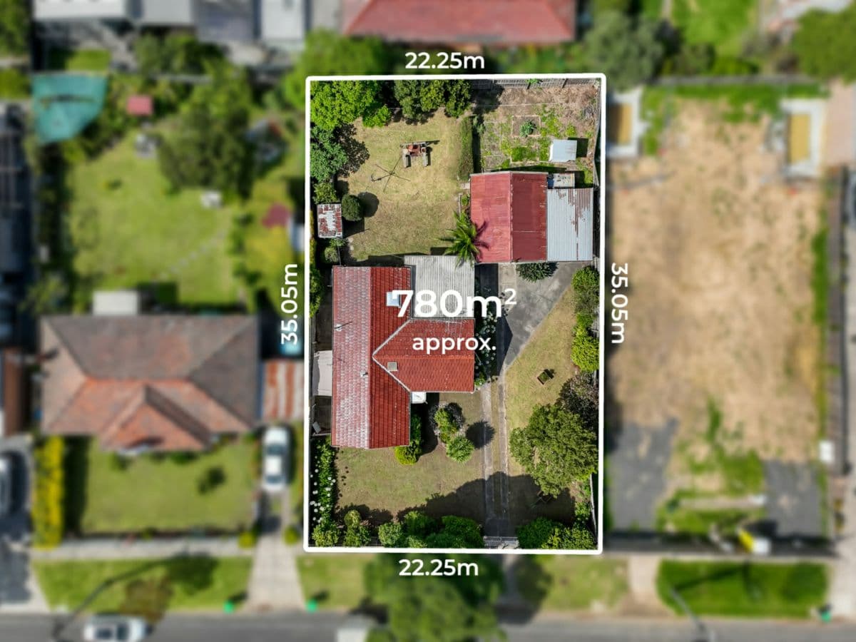 230 Rossmoyne Street, THORNBURY, Thornbury - Image 1