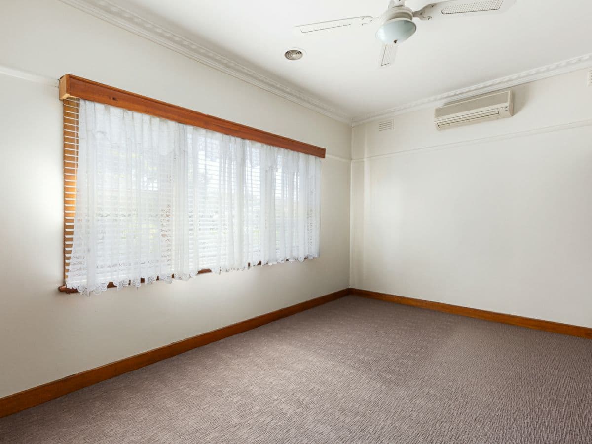 230 Rossmoyne Street, THORNBURY, Thornbury - Thumbnail 6