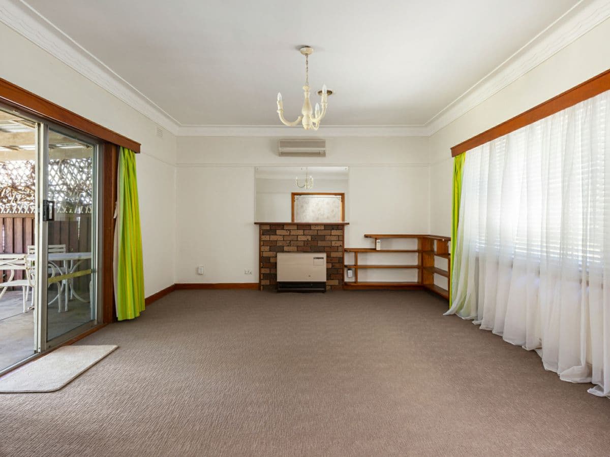 230 Rossmoyne Street, THORNBURY, Thornbury - Thumbnail 8