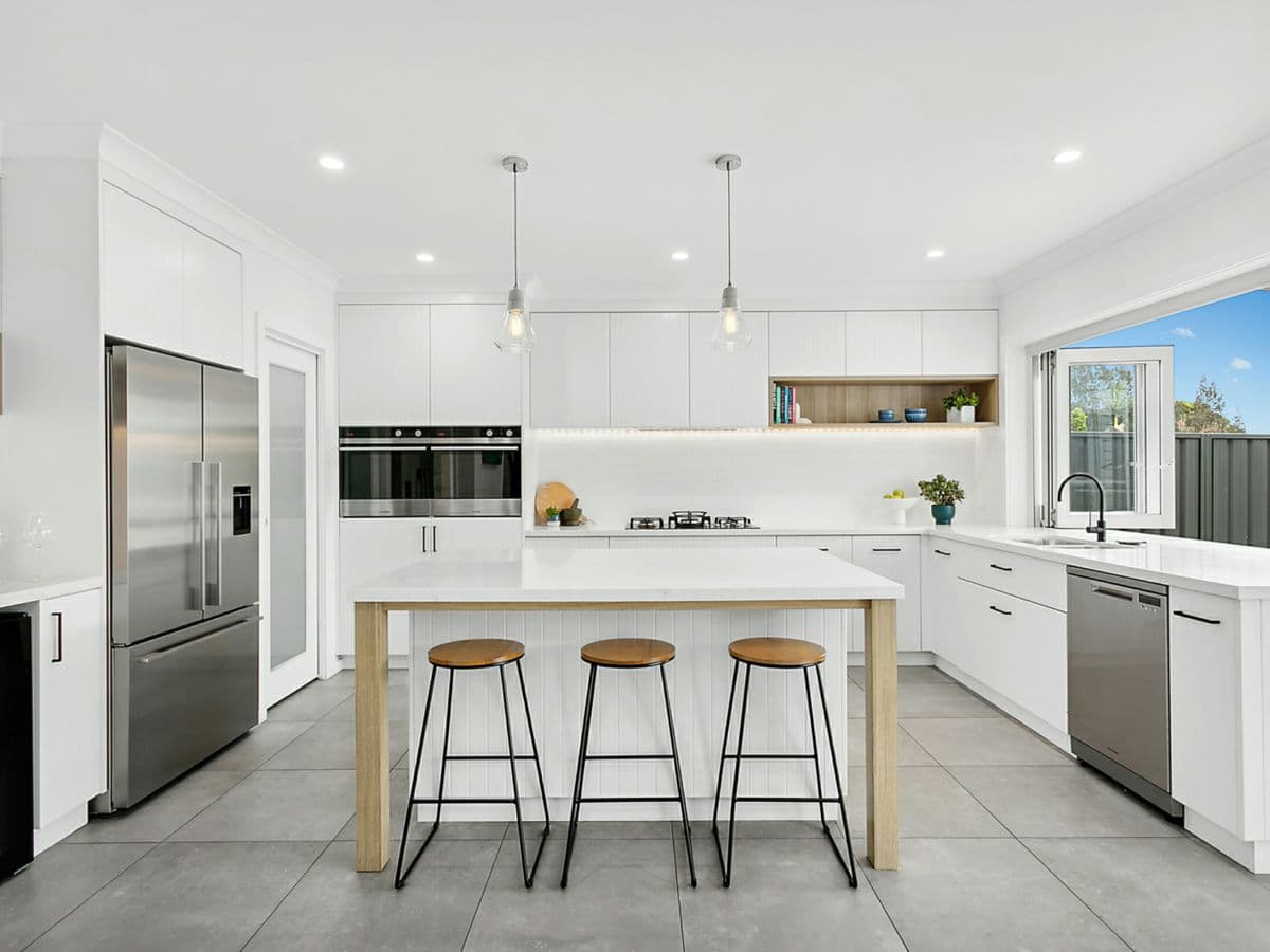 18 Ventura Avenue, BATEAU BAY, Bateau Bay - Thumbnail 3