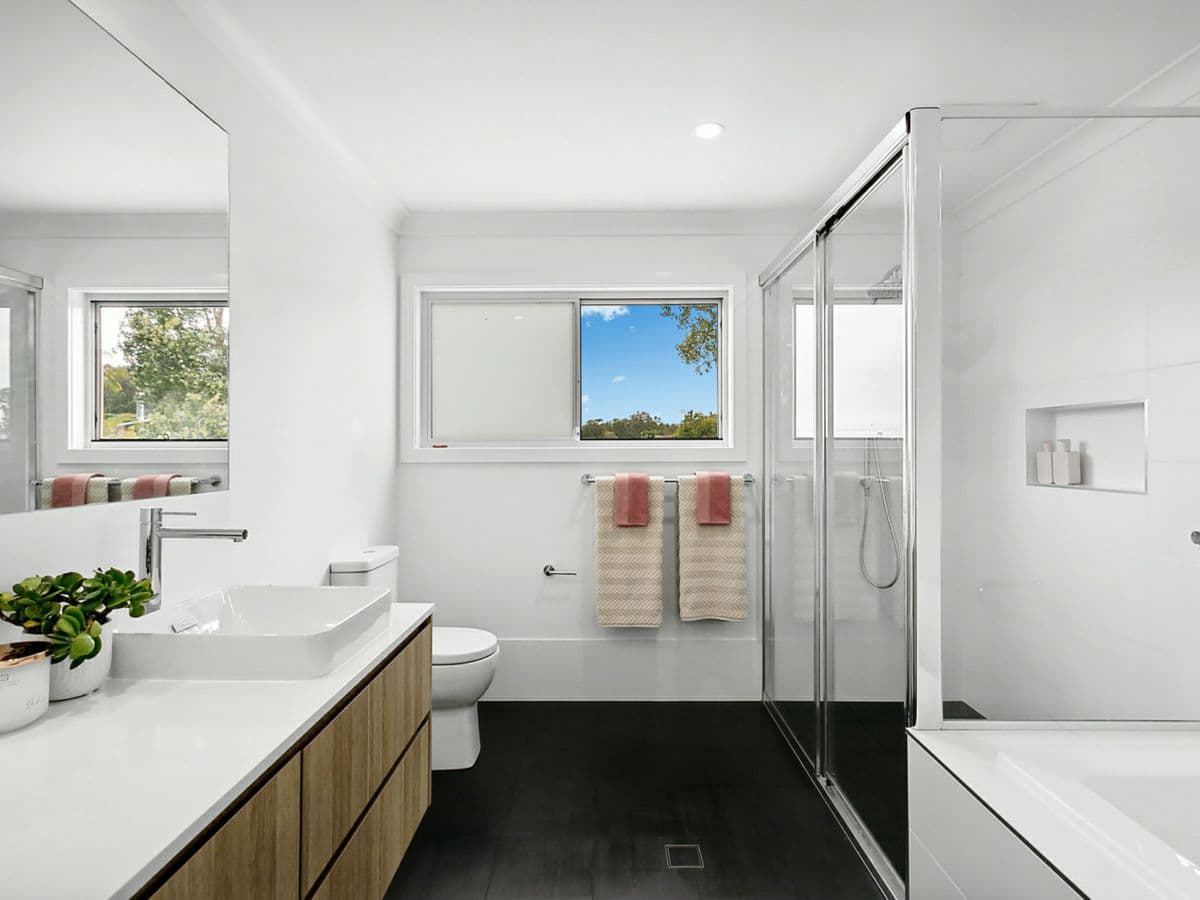 18 Ventura Avenue, BATEAU BAY, Bateau Bay - Thumbnail 5